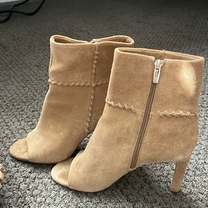 Vince Camuto fall leather ankle bootie